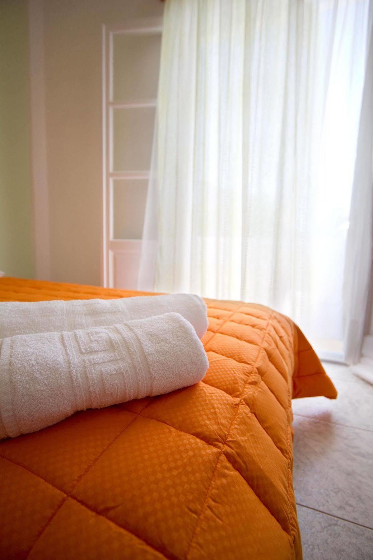 Athena Rooms Иос Экстерьер фото